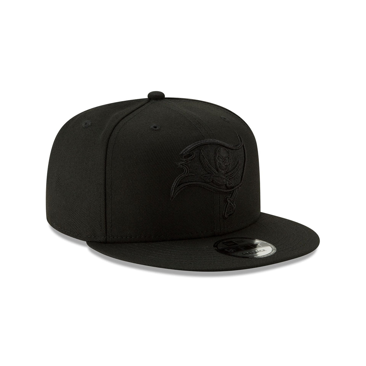 Tampa Bay Buccaneers Basic Black on Black 9FIFTY Snapback